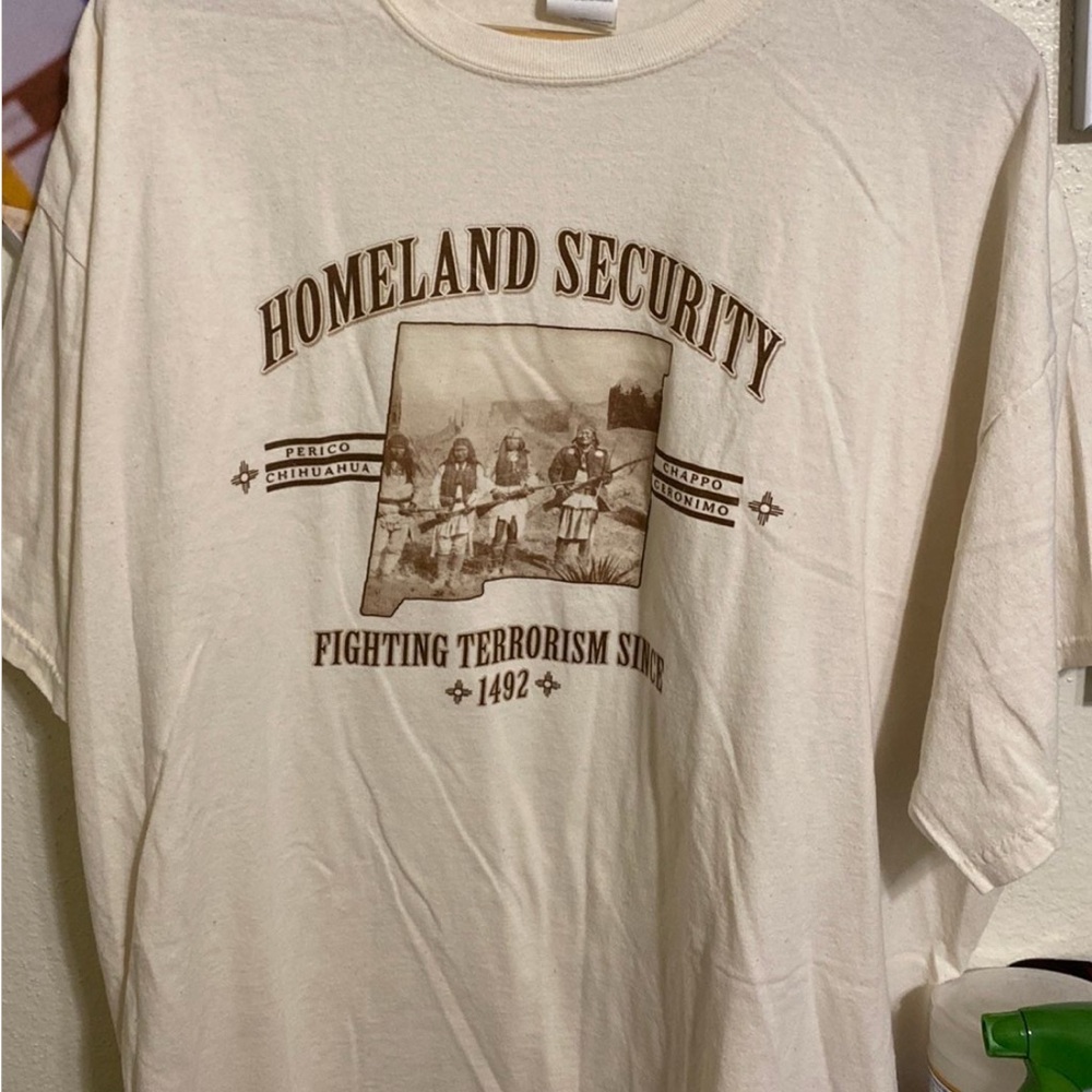 Vintage 90s Homeland Security T-Shirt Men's 2XL Fighting Terrorism Since 1492